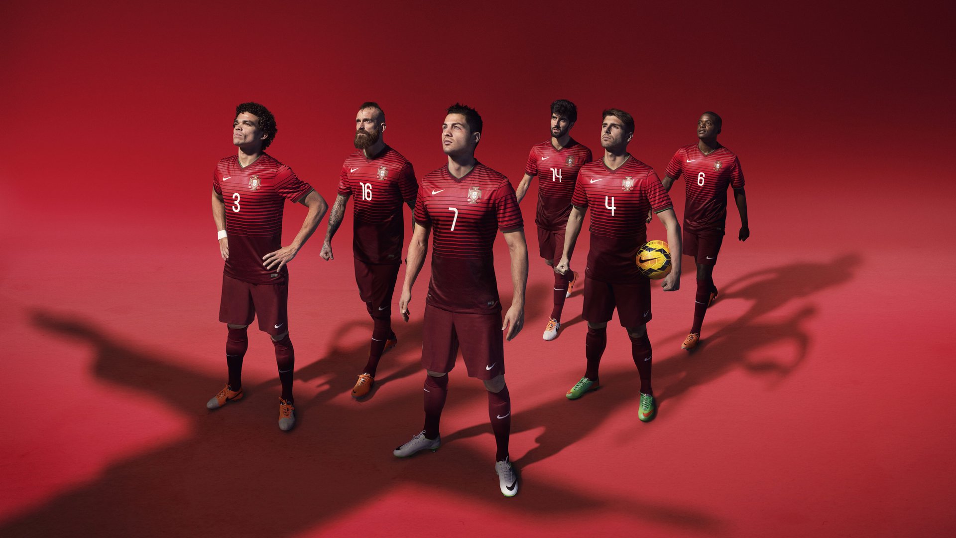 绿茵场外的启示，拉什福德在焦点战证明自己，中国稳稳拿下葡萄牙的多元解读