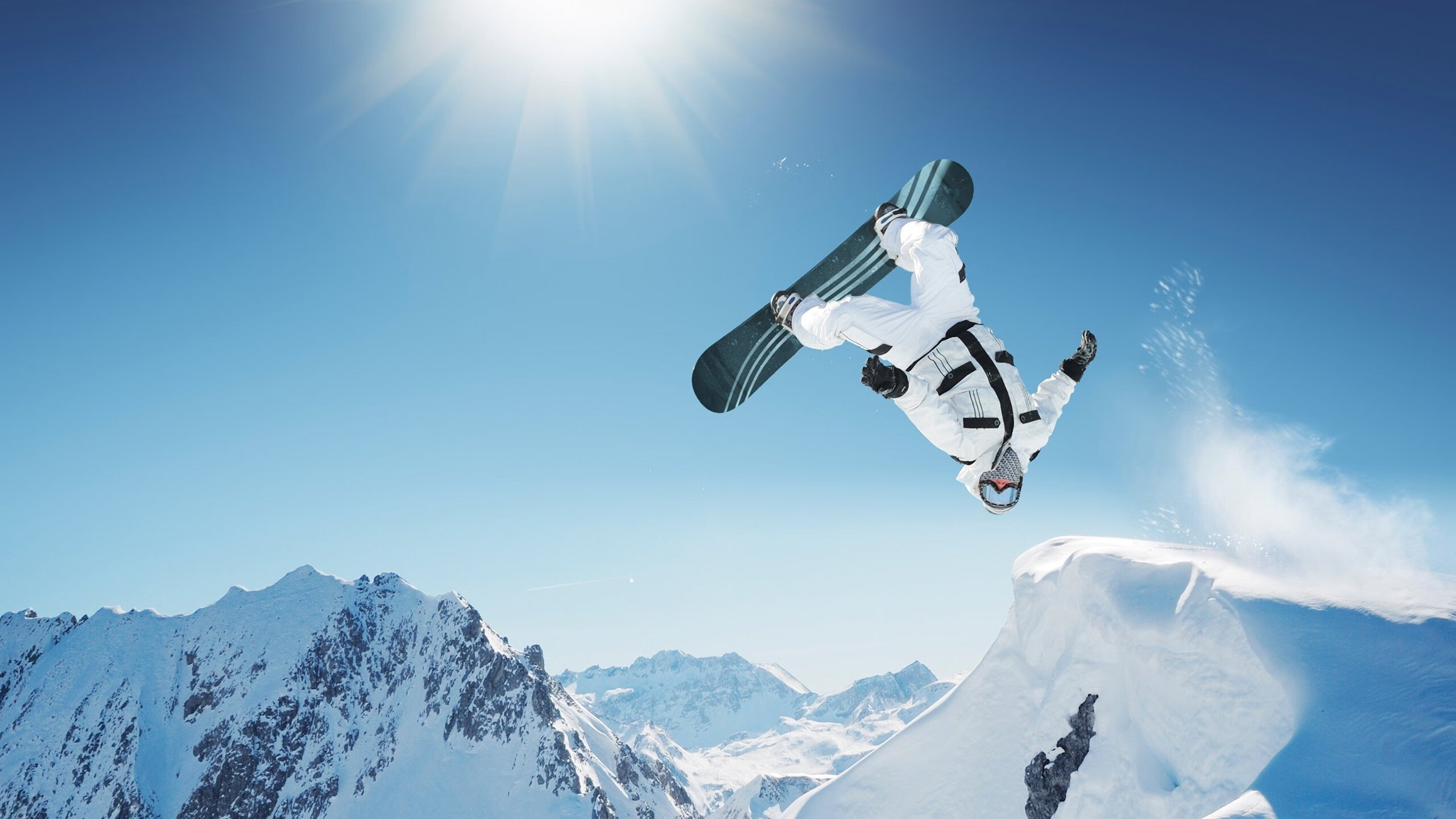 澳网碾压拉沃尔杯，德约科维奇高光表现揭示网球赛事格局之变